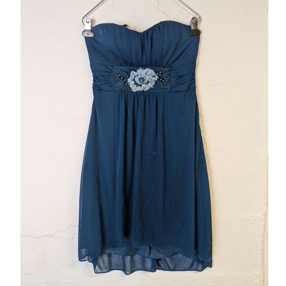 Ruby Rox Strapless Party Dress Size Medium Teal Flowy Flower Empire Waist Beads - Picture 1 of 9